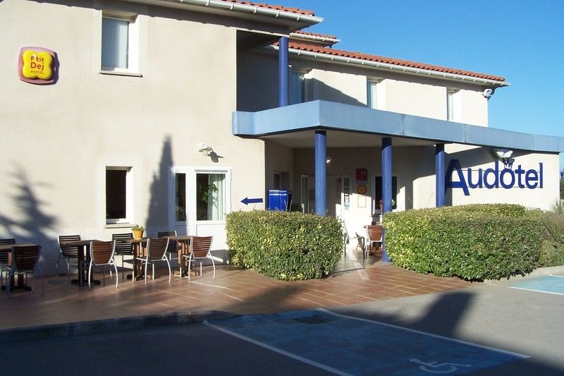 Audotel 2*